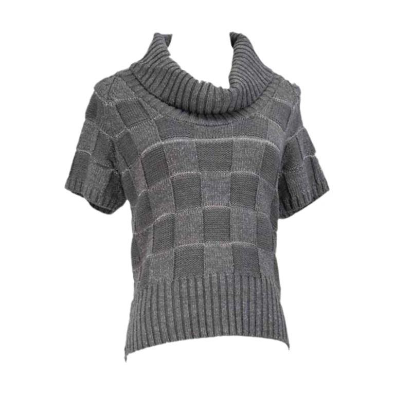 Distinct Style and Quality in Knitwear Manufacturing | Supplier for Prague (Czech Republic)