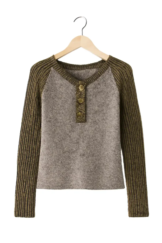 Knitwear Manufacturer for All Occasions | Supplier for Zagreb (Croatia)